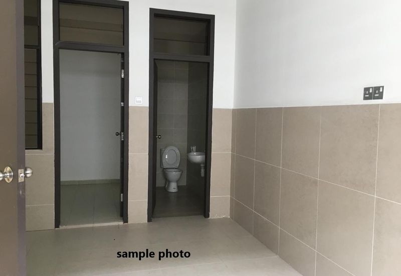 Freehold double storey cluster house guarded at the green horizon hill iskandar puteri