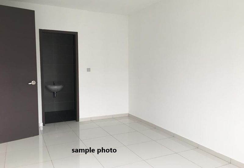 Freehold double storey cluster house guarded at the green horizon hill iskandar puteri