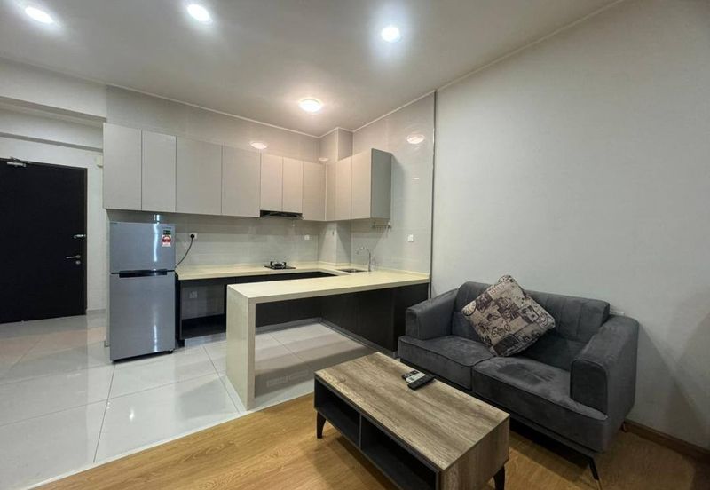 Baypoint @ Country Garden Danga Bay