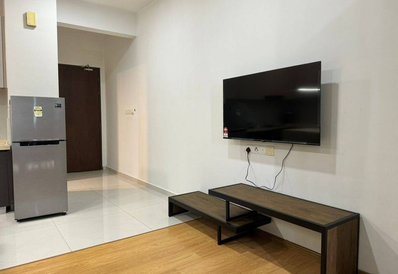 Baypoint @ Country Garden Danga Bay