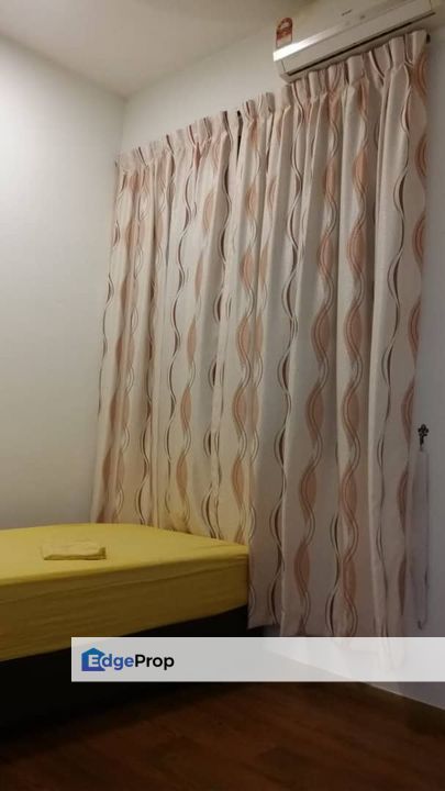 Freehold full loan 3 room service apartment at nusa height gelang patah, Johor, Gelang Patah