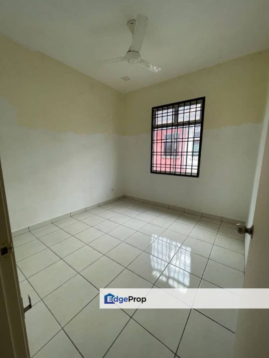 Freehold single storey landed house renovated at bandar putra kulai, Johor, Kulai