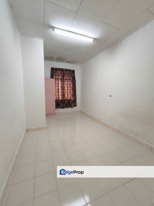 Freehold full loan double storey landed house in taman sri pulai perdana skudai, Johor, Skudai