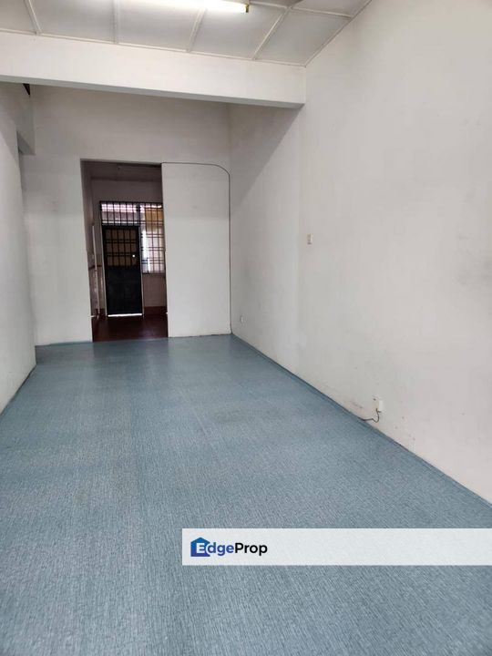 Freehold single storey landed house at taman bukit indah iskandar puteri, Johor, Johor Bahru