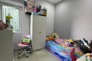 Dedaun Hijau (Greenfield Regency)