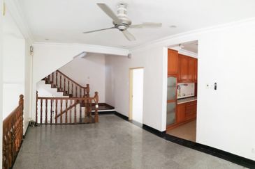 Bandar Tun Hussein Onn