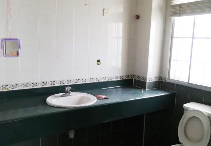 Bandar Tun Hussein Onn