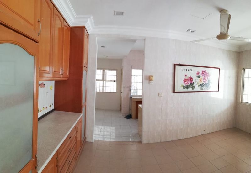 Bandar Tun Hussein Onn