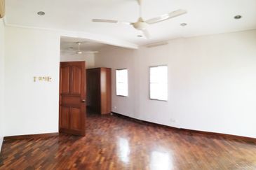 Bandar Tun Hussein Onn