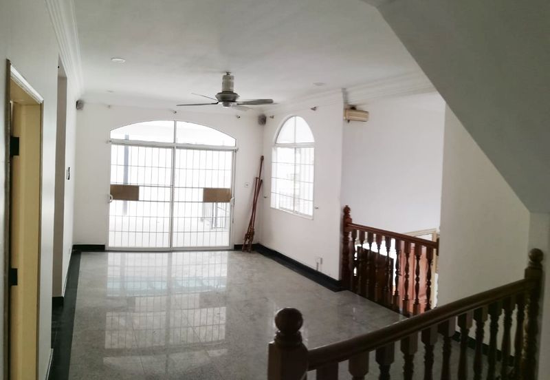 Bandar Tun Hussein Onn