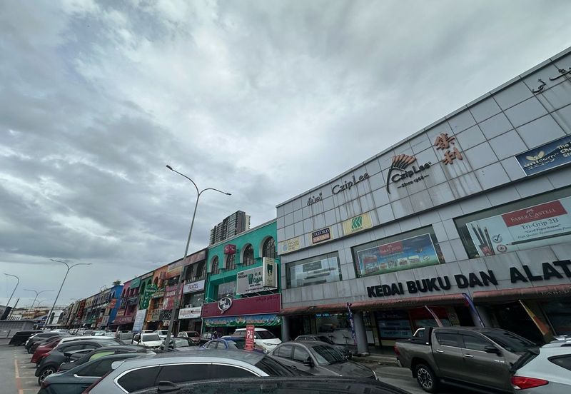 Kajang Town, Tenanted, Jalan Tun Abdul Aziz