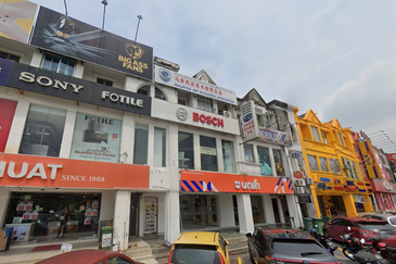 Taipan Business Centre, USJ 10