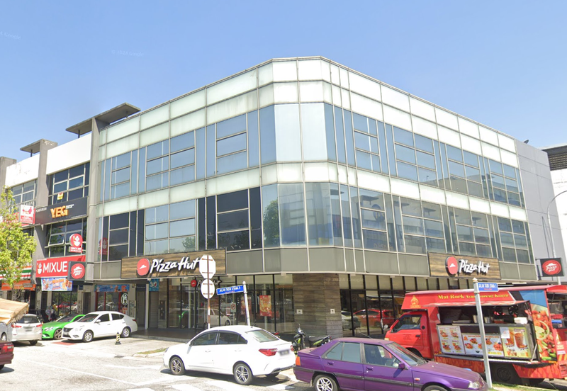 The Trillium @Lake Fields