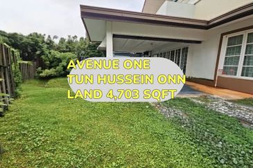 Bandar Tun Hussein Onn