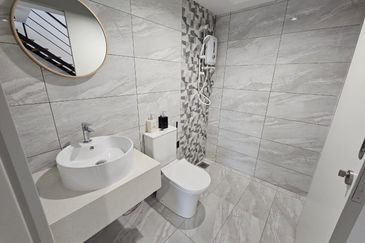 Arte Cheras @ Taman Midah