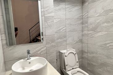 Arte Cheras @ Taman Midah