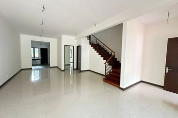 Tiara Hills, Taman Taynton View