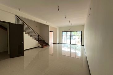 Tiara Hills, Taman Taynton View