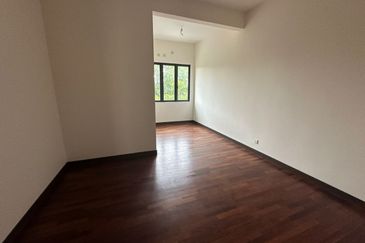 Tiara Hills, Taman Taynton View