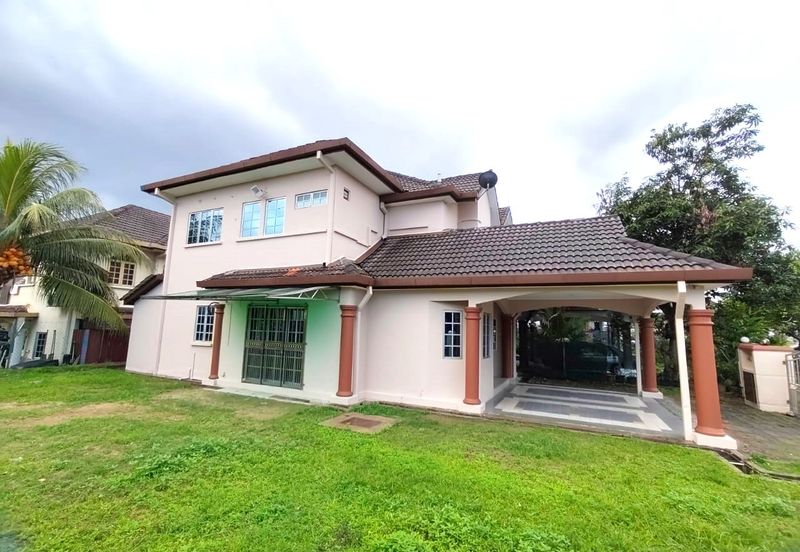 Jalan Suasana, Bandar Tun Hussein Onn