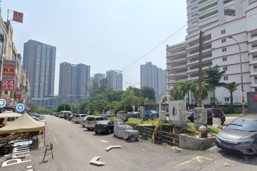 Taman Rasa Sayang Cheras Shop for Sale