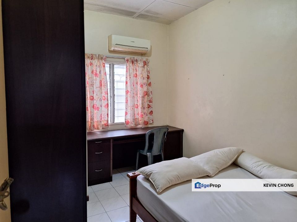 2 Storey House for Sale Taman Putra Budiman , Selangor, Balakong