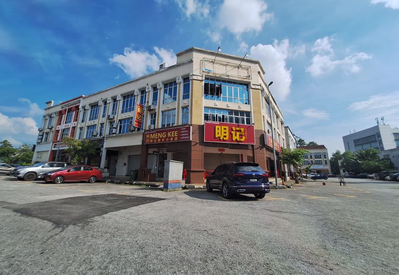 Jalan Kenari, Bandar Puchong Jaya