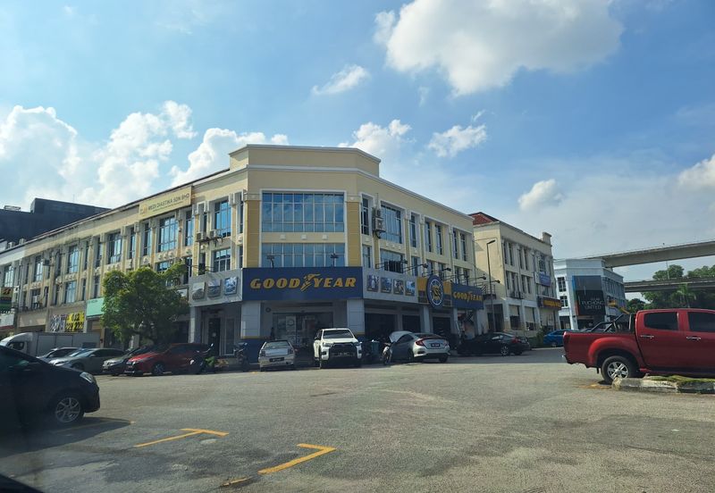 Jalan Kenari, Bandar Puchong Jaya