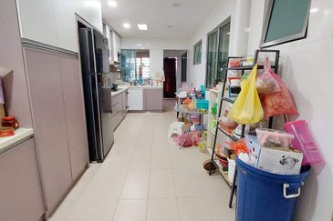 Uplands 1 @ Bandar Baru Tambun, Ipoh - Good & Move In Condition 2-Storey Semi D Corner House