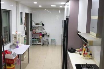 Uplands 1 @ Bandar Baru Tambun, Ipoh - Good & Move In Condition 2-Storey Semi D Corner House