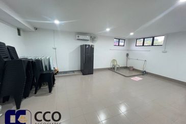 Jalan Raja Dihilir, Ipoh - FREEHOLD Super Spacious 1-Storey Bungalow House (For Sale)