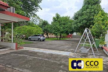 Manorama Garden Fair Park, Ipoh - FREEHOLD Well Maintained 1-Storey Bungalow House with Spacious Land  (For Sale)