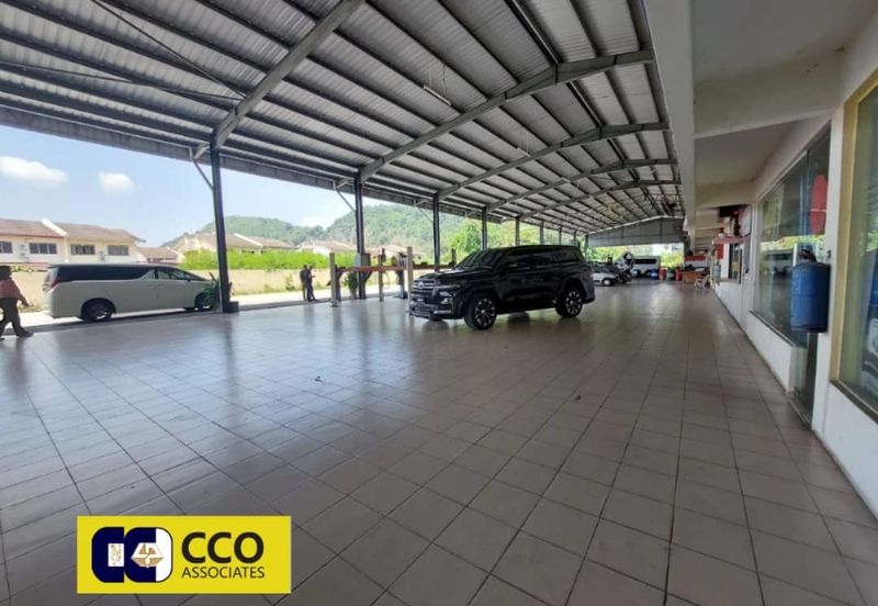 Jalan Kuala Kangsar, Ipoh - Facing Main Road Spacious 1 Acre Commercial Land (FOR RENT)