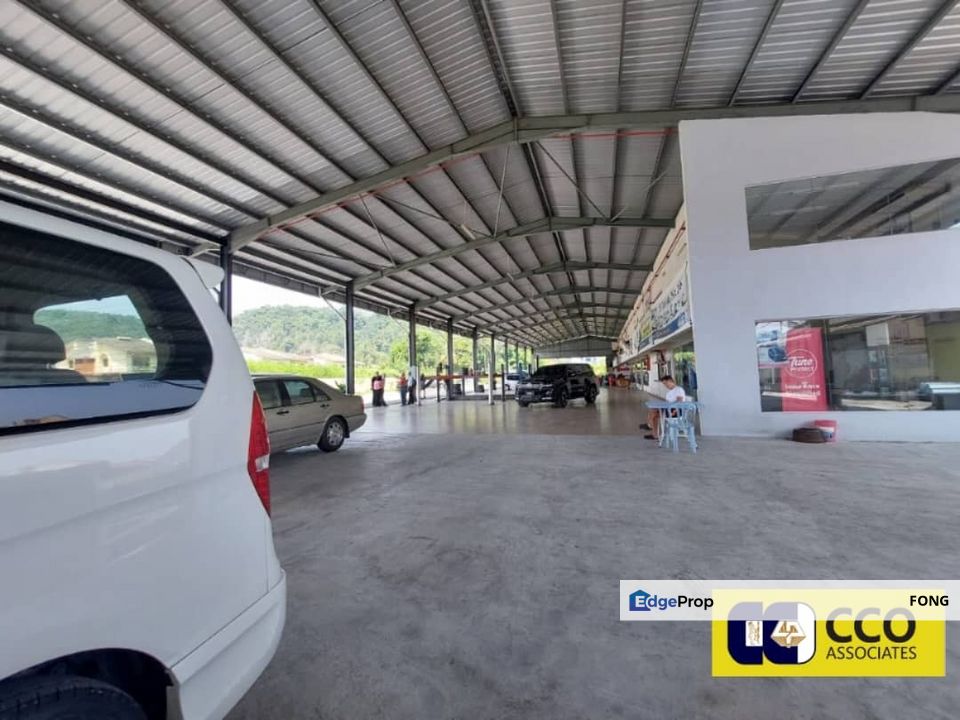 Jalan Kuala Kangsar, Ipoh - Facing Main Road Spacious 1 Acre Commercial Land (FOR RENT), Perak, Ipoh