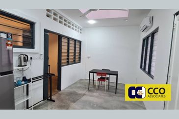 Taman Kampar, Ipoh Town - Good & Move In Condition 2-Storey Semi D House (For Sale)