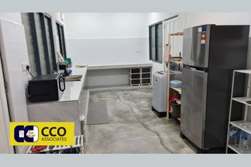 Taman Kampar, Ipoh Town - Good & Move In Condition 2-Storey Semi D House (For Sale)