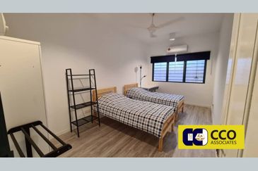 Taman Kampar, Ipoh Town - Good & Move In Condition 2-Storey Semi D House (For Sale)