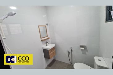 Taman Kampar, Ipoh Town - Good & Move In Condition 2-Storey Semi D House (For Sale)