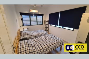 Taman Kampar, Ipoh Town - Good & Move In Condition 2-Storey Semi D House (For Sale)