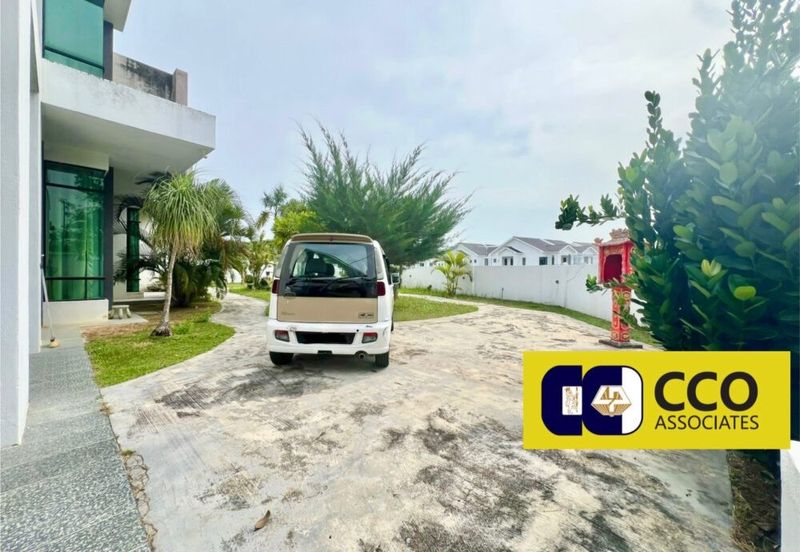 Panorama Lapangan Akasia @ Botani