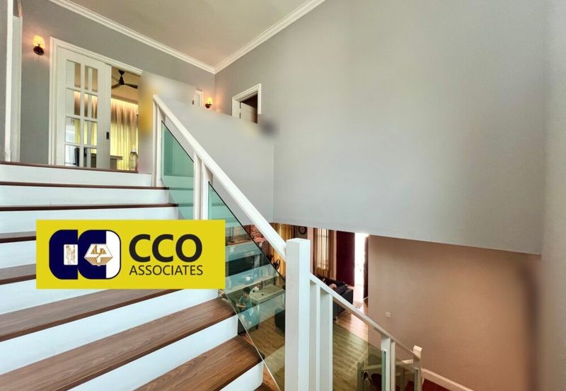 Panorama Lapangan Akasia @ Botani