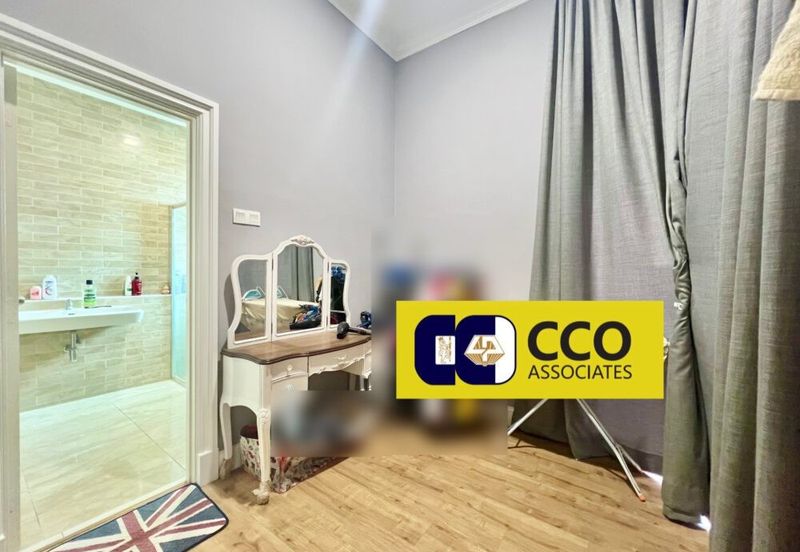 Panorama Lapangan Akasia @ Botani