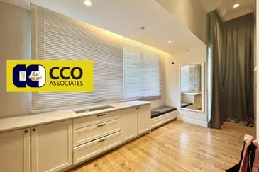 Panorama Lapangan Akasia @ Botani