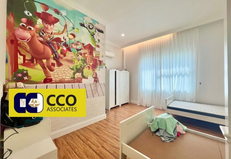 Panorama Lapangan Akasia @ Botani