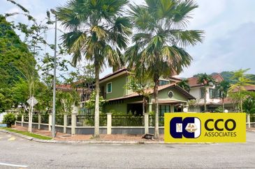 Lakeside Villas, Sunway City Ipoh - Spacious 2-Storey Bungalow Corner House