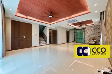 Lakeside Villas, Sunway City Ipoh - Spacious 2-Storey Bungalow Corner House