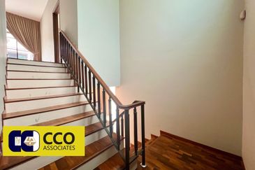 Lakeside Villas, Sunway City Ipoh - Spacious 2-Storey Bungalow Corner House