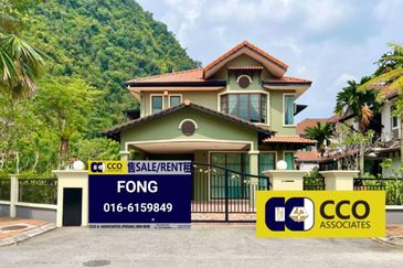 Lakeside Villas, Sunway City Ipoh - Spacious 2-Storey Bungalow Corner House