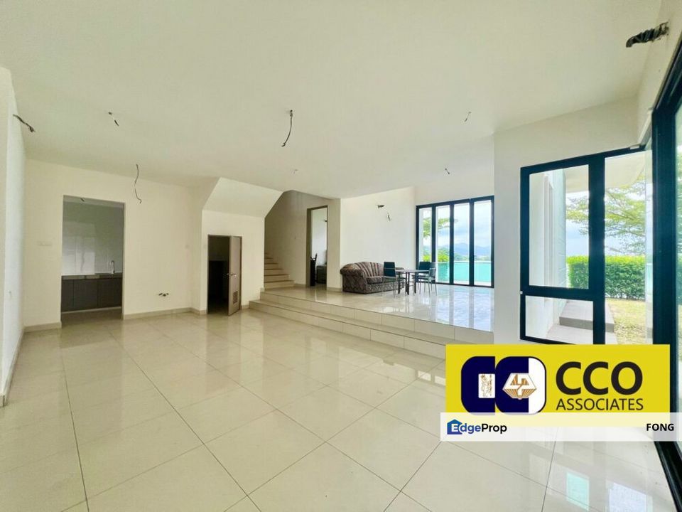 Pengkalan Tiara, Ipoh - 2.5 Storey Semi D House with Beautiful Lake View , Perak, Ipoh