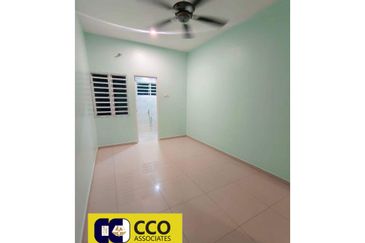 Taman Lapangan Hartamas Botani